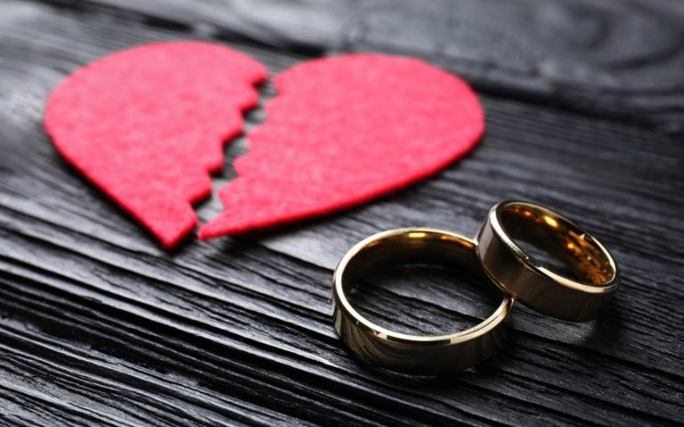 9 Key Verses: Understanding Divorce in the Bible