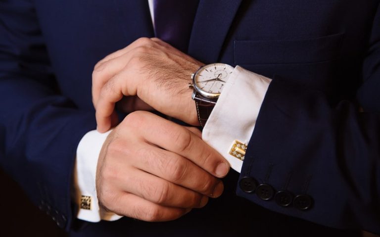 Luxury on a Budget: Finding Affordable Gold Cufflinks