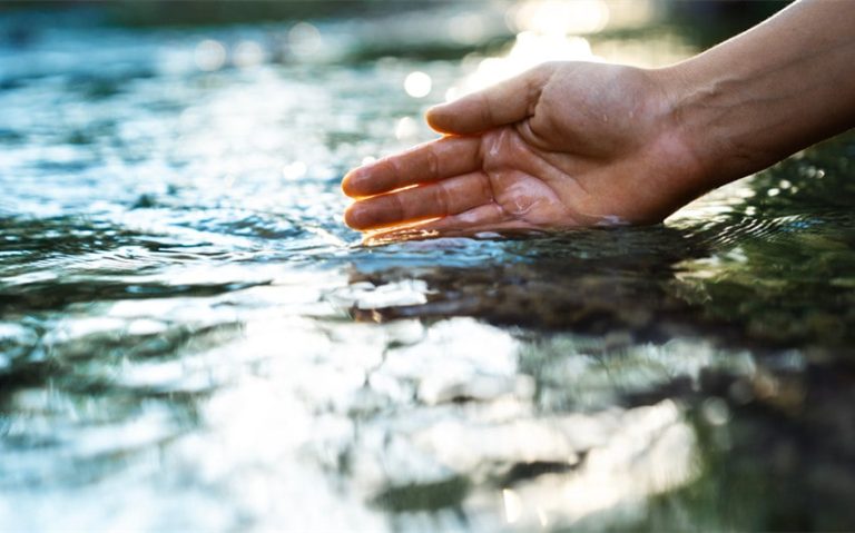 86 Beautiful Japanese Girl Names That Mean Water and Flow